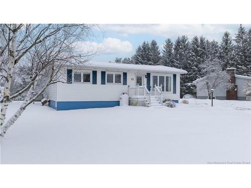 13 Cougle Rd, Sussex Corner, NB 