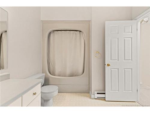 111-208 Virginia, Dieppe, NB 