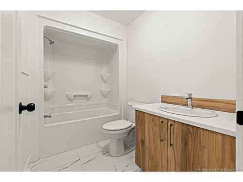 123 Beau Domaine Crt, Dieppe, NB 