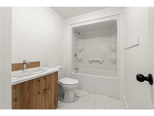 123 Beau Domaine Crt, Dieppe, NB 