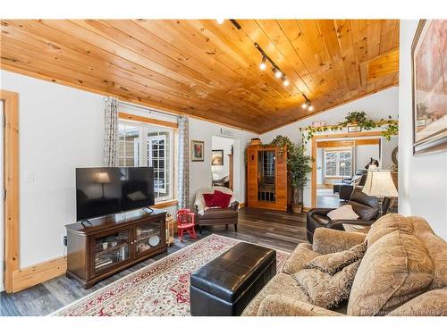 1937 Melanson Rd, Lakeburn, NB 