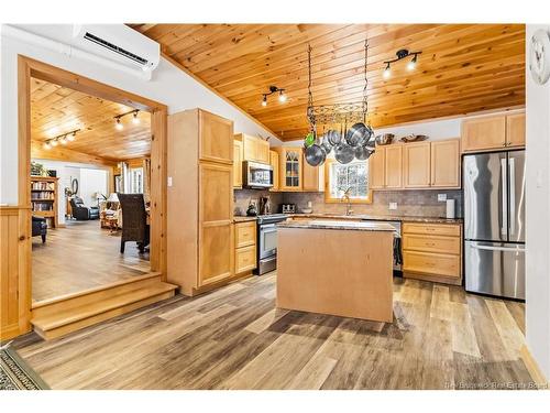 1937 Melanson Rd, Lakeburn, NB 