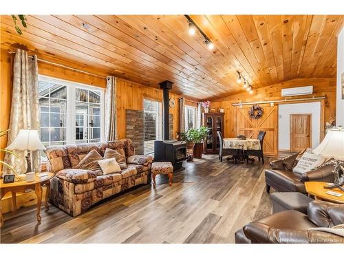 1937 Melanson Rd, Lakeburn, NB 