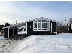 1250 Vantassell ST  Bathurst, NB E2A 4C8