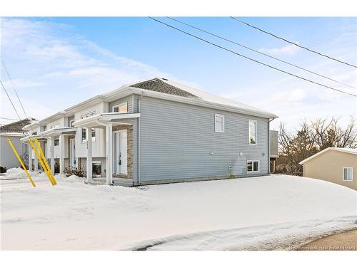 206 Herman St, Dieppe, NB 