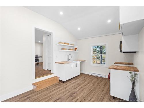 19 Slope Rd, Minto, NB 