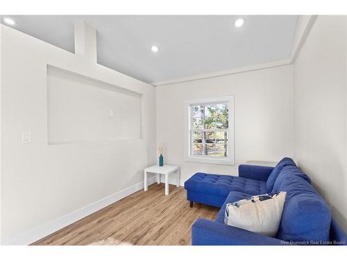 19 Slope Rd, Minto, NB 