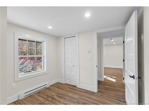 19 Slope Rd, Minto, NB 