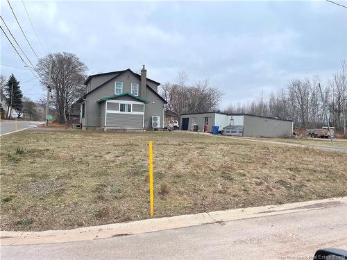 28 Frontenac Dr, Moncton, NB 