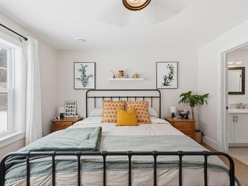 82 Town Road, Falmouth, NS 