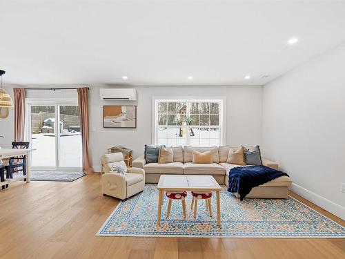 82 Town Road, Falmouth, NS 