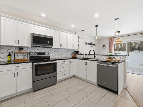 82 Town Road, Falmouth, NS 