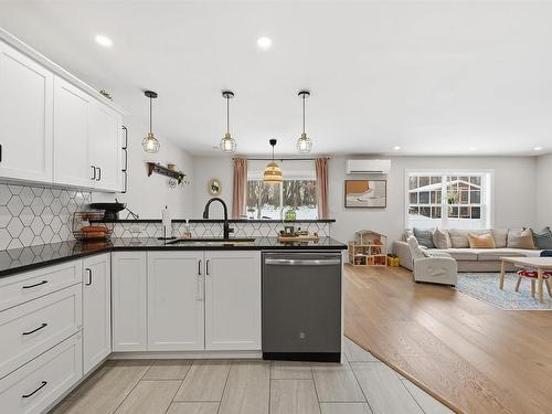 82 Town Road, Falmouth, NS 