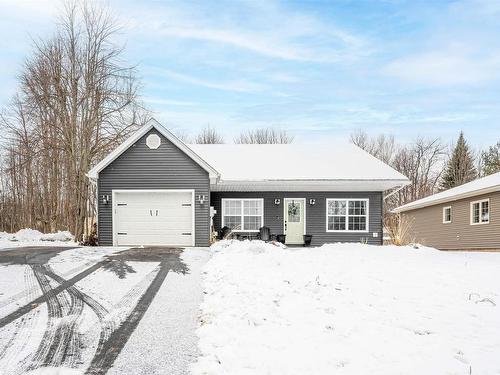 82 Town Road, Falmouth, NS 