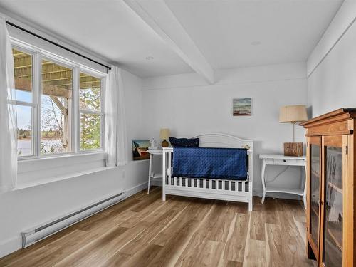 42 Goldfinch Lane, Heckmans Island, NS 