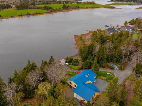 42 Goldfinch Lane, Heckmans Island, NS 