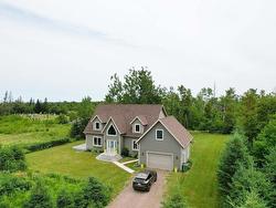 70 Sunset Drive  Oyster Bed Bridge, PE C1E 2X8