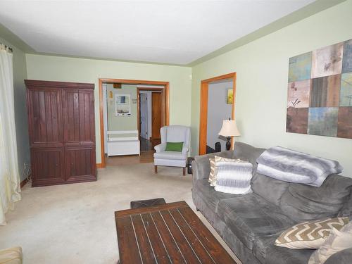 15 Iris Avenue, Herring Cove, NS 