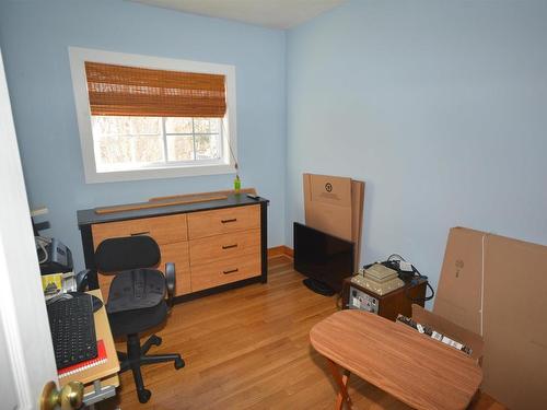 15 Iris Avenue, Herring Cove, NS 