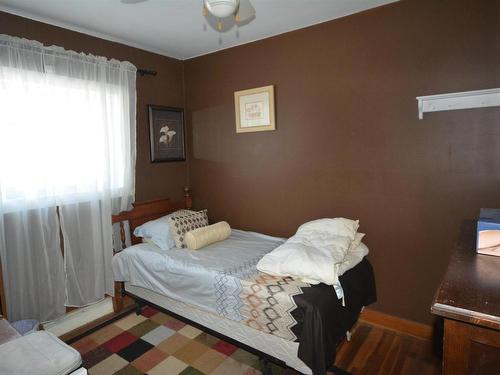 15 Iris Avenue, Herring Cove, NS 