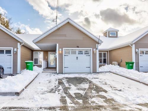 94 Etna Street  Bridgewater, NS B4V 8Z1