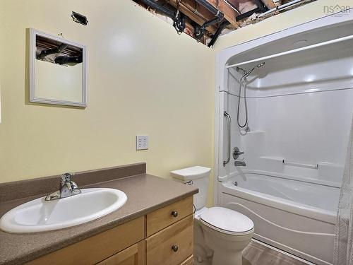 59 Spruce Drive, Salmon River, NS 