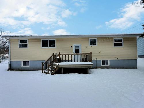 59 Spruce Drive, Salmon River, NS 