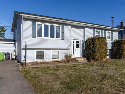 533 Mcclair Avenue, Greenwood, NS 