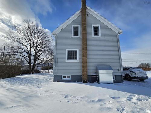 186 Legatto Street, Sydney Mines, NS 