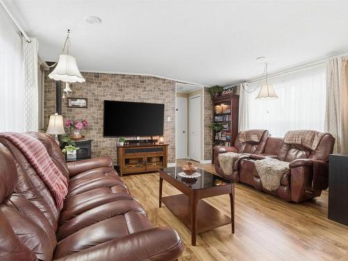 15 Bruce Street, Mount Uniacke, NS 