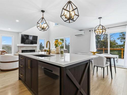 206 Perrin Drive, Fall River, NS 