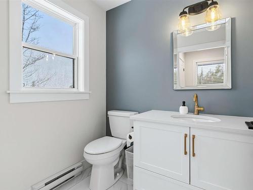 206 Perrin Drive, Fall River, NS 