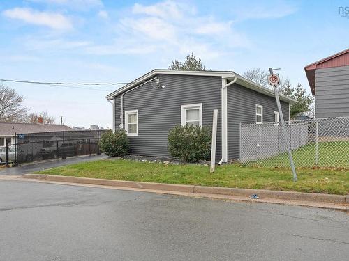 5 Herbert Street, Dartmouth, NS 