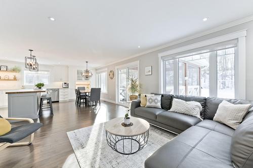 Living room - 6 Rue Armand, Compton, QC - Indoor Photo Showing Living Room