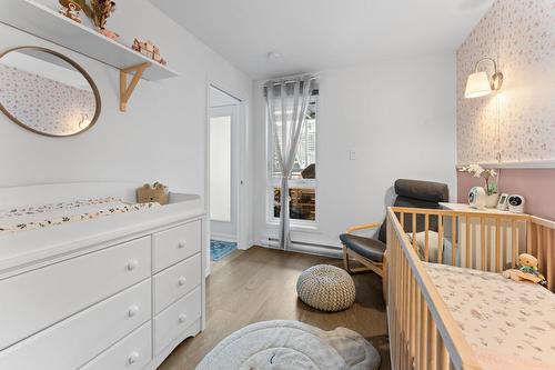 Bedroom - 202-594 Rue Nicolet, Montréal (Mercier/Hochelaga-Maisonneuve), QC - Indoor Photo Showing Bedroom