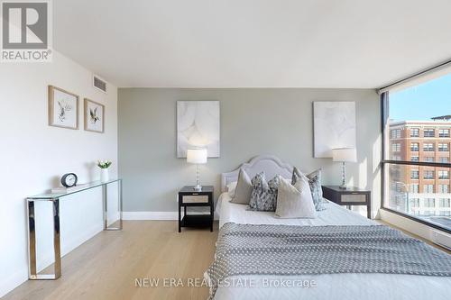 502 - 188 Spadina Avenue, Toronto, ON - Indoor Photo Showing Bedroom