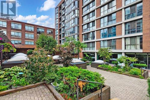 502 - 188 Spadina Avenue, Toronto, ON - Outdoor With Facade