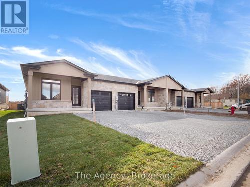26 Austin Drive, Welland (West Welland), ON - Outdoor With Facade