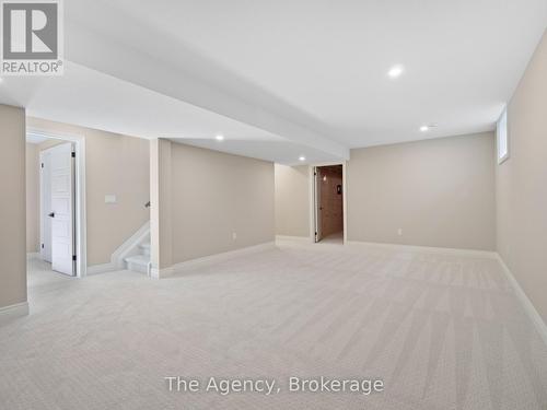 26 Austin Drive, Welland (West Welland), ON - Indoor