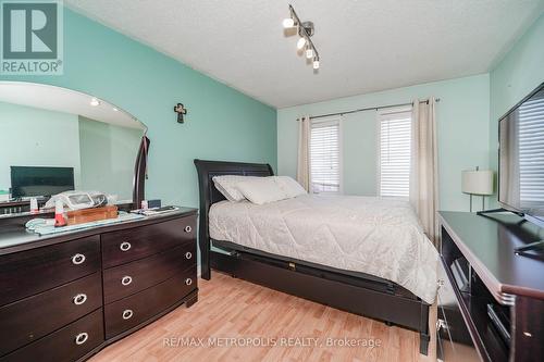 63 Echo Ridge Crescent, Vaughan, ON - Indoor Photo Showing Bedroom