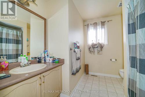63 Echo Ridge Crescent, Vaughan, ON - Indoor Photo Showing Bathroom