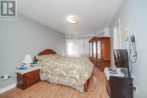 63 Echo Ridge Crescent, Vaughan, ON - Indoor Photo Showing Bedroom