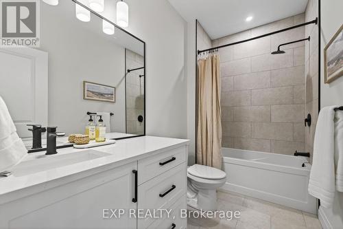 4 Sullivan Street, South Huron (Stephen), ON - Indoor Photo Showing Bathroom