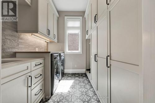 44 Pioneer Ridge Drive, Kitchener, ON - Indoor Photo Showing Laundry Room