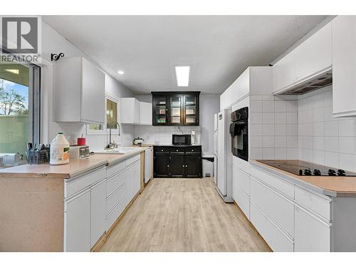 4010 Dodds Road, Armstrong, BC - Indoor Photo Showing Kitchen