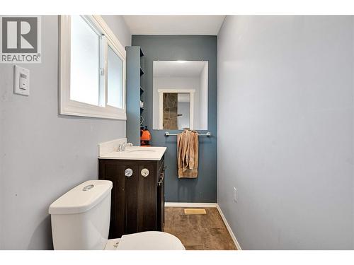 4010 Dodds Road, Armstrong, BC - Indoor Photo Showing Bathroom