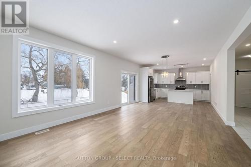 70 Royal Crescent, Southwold (Talbotville), ON - Indoor