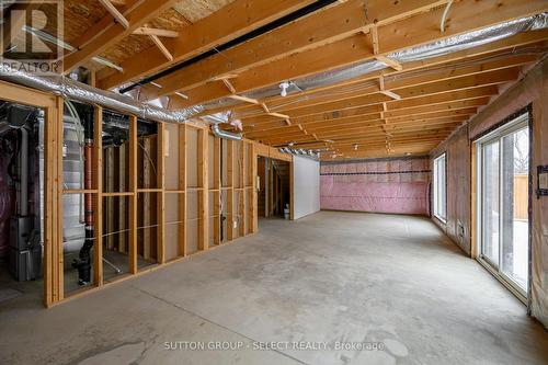 70 Royal Crescent, Southwold (Talbotville), ON - Indoor Photo Showing Basement