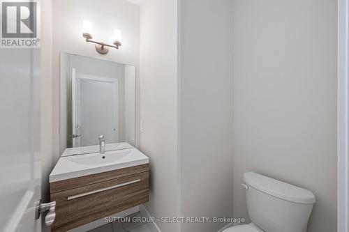 70 Royal Crescent, Southwold (Talbotville), ON - Indoor Photo Showing Bathroom