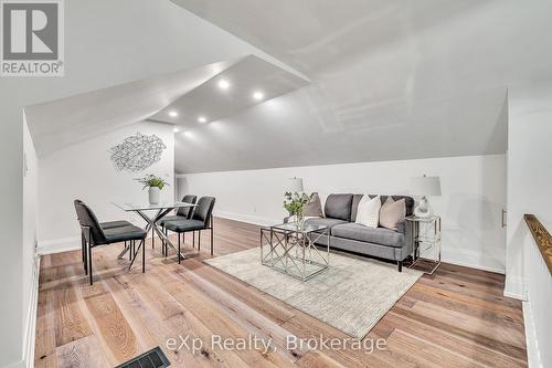 877 Kingsway Drive, Burlington (Lasalle), ON - Indoor